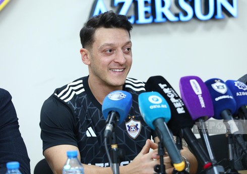 Mesut Özil: "Məqsədim Azərbaycanda və Türkiyədə istedadlı futbolçuları yetişdirməkdir"