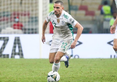 "Milan"ın futbolçusu Əlcəzair millisinin düşərgəsindən ayrılıb