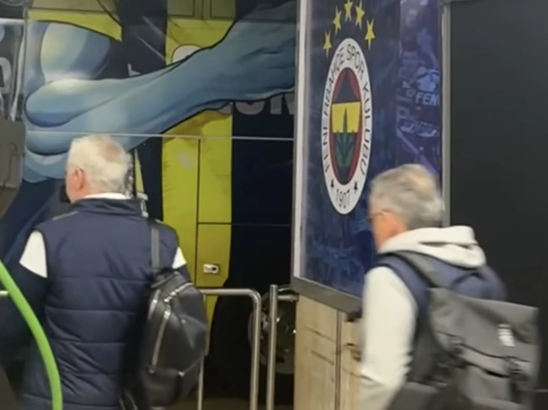 Mourinyo mətbuat konfransına qatılmadı - Oyunçular açıqlama vermədi