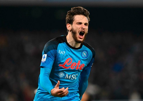 "Napoli" Xviça Kvaratsxeliyanın maaşını 3 dəfəyə qədər qaldırmağı düşünür