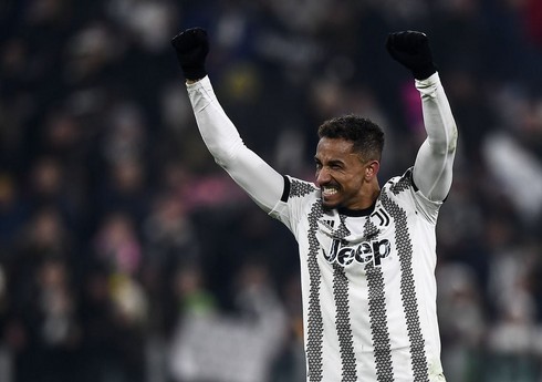 "Napoli" "Yuventus"un kapitanını transfer etməyə yaxındır