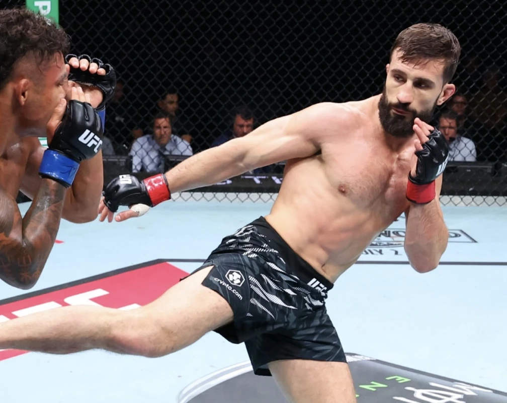 Nazim Sadıxov: “Məni  məğlub etmək istəyən, tapança ilə gəlməlidir”