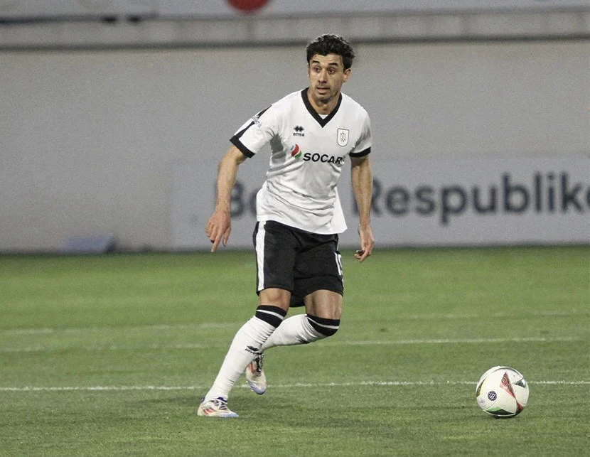 “Neftçi” istəmədi, 2 müştəri çıxdı -  EKSKLÜZİV