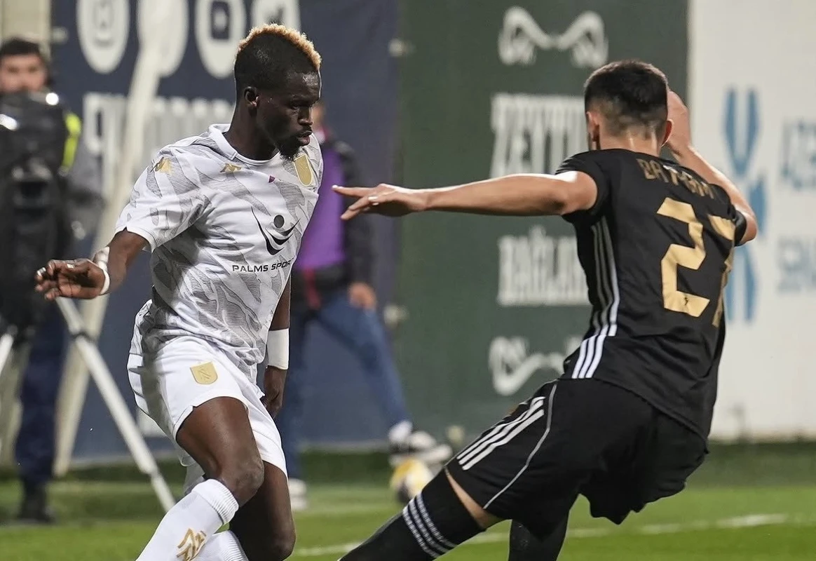 “Neftçi” “Qarabağ”a qarşı - YENİLƏNİR