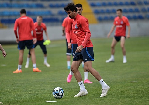 “Neftçi”nin futbolçusu Estoniya ilə oyunun “23-lüy”ünə salınmayıb