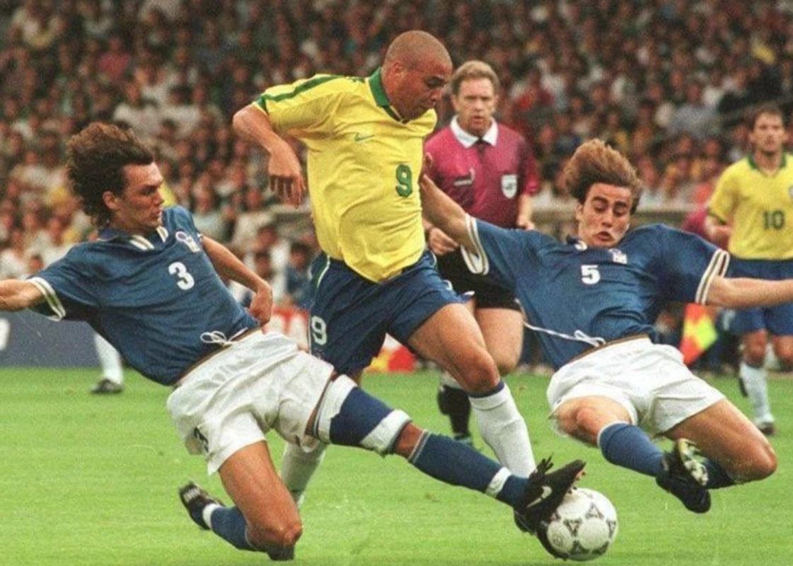 Nesta Messini seçmədi – “Ən güclü Ronaldo idi”