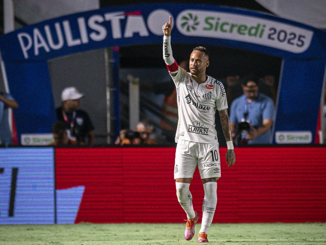 Neymar əməliyyat olunub