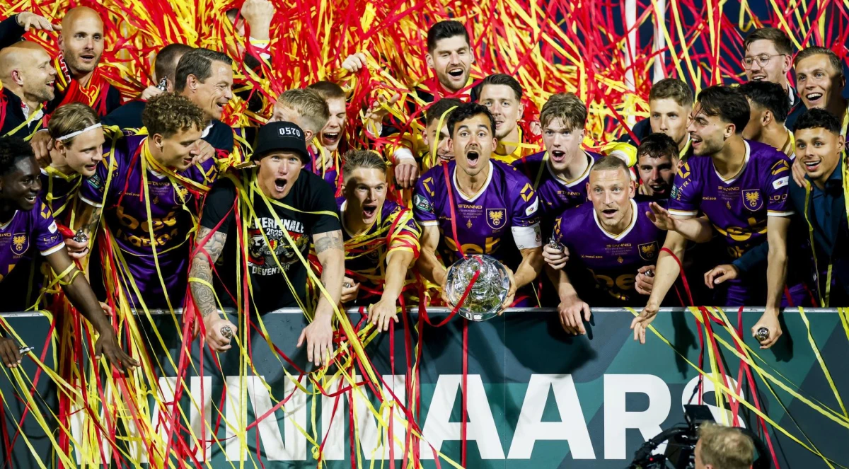 Niderlandda sürpriz çempion