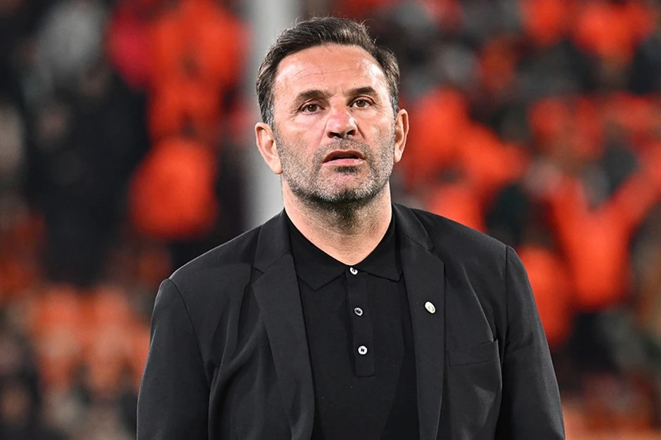 Okan Buruk Mourinyonun ona fiziki müdaxilə etməsi barədə danışıb