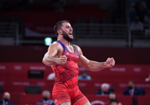 Olimpiadaya vəsiqə qazanan güləşçi: Bu, Azərbaycan xalqının qələbəsidir