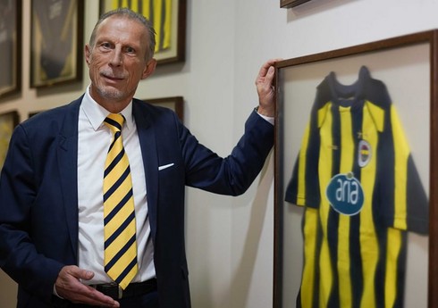 Onkoloji xəstəlikdən əziyyət çəkən tanınmış baş məşqçi reanimasiyaya yerləşdirilib