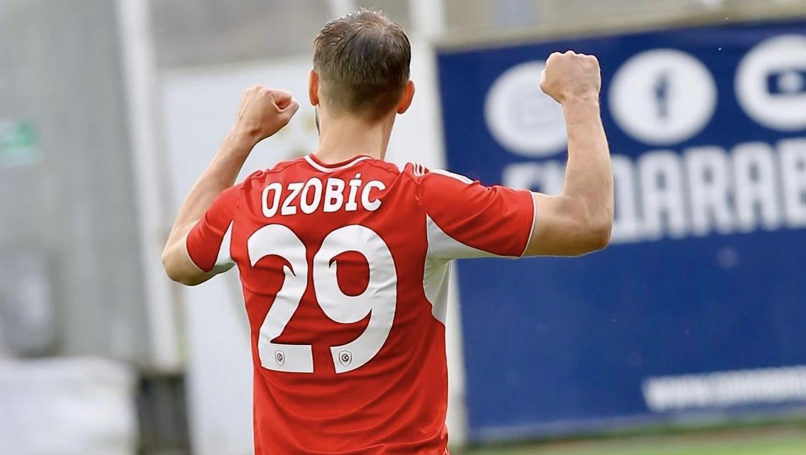 Ozobiç Azərbaycan çempionatları tarixinə düşüb