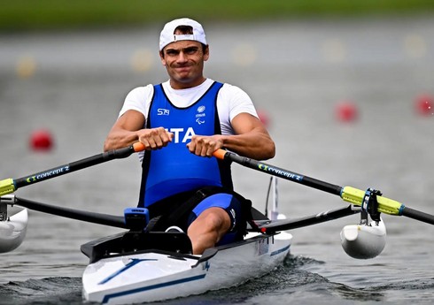 Paris-2024: İtaliyalı avarçəkən qayığından tapılan mobil telefona görə bürünc medalından məhrum edilib