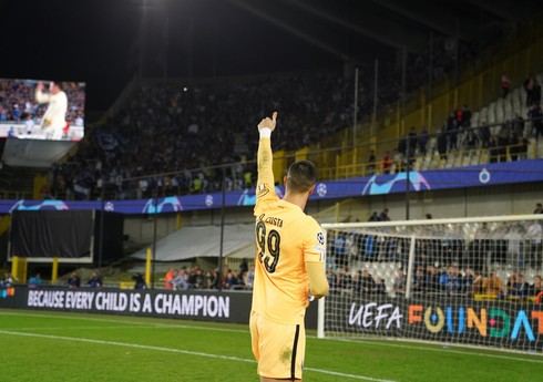 Portuqaliyalı qapıçı Çempionlar Liqasının tarixinə düşüb