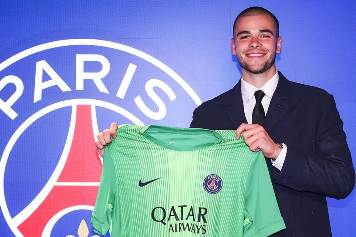 PSJ heyətinə yeni qapıçı cəlb edib - RƏSMİ