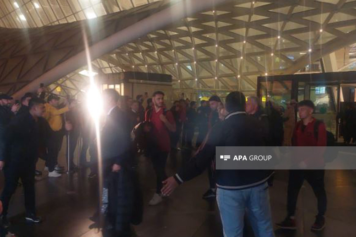 "Qalatasaray" "Qarabağ"la oyun üçün Bakıya gəlib