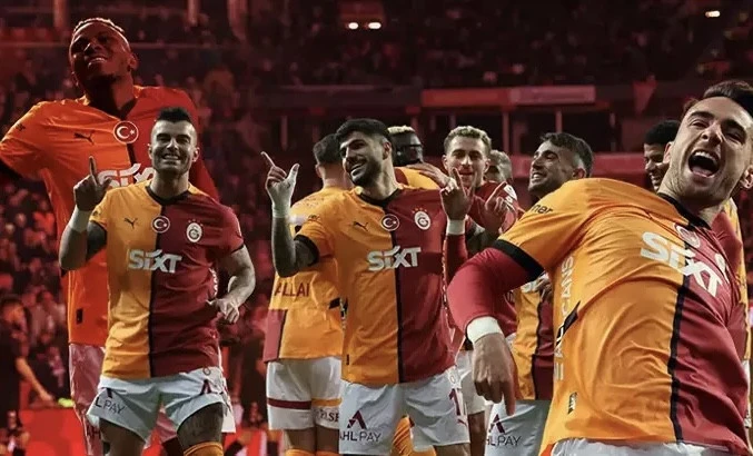 “Qalatasaray” “Samsunspor” səfərindən 3 xalla qayıdır