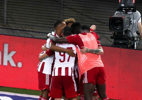 "Qarabağ"ın rəqibi bir neçə futbolçunu əsas komandadan kənarlaşdıracaq