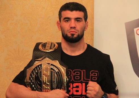 "Qəbələ" İdman Klubu MMA döyüşçüsü ilə müqavilə imzalayıb
