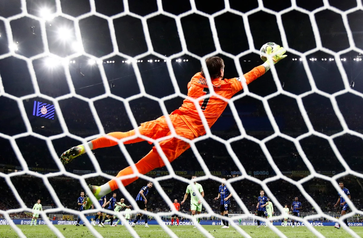 "İnter"in qapıçısı "Barselona" ilə oyunun ən yaxşısı seçilib  - VİDEO