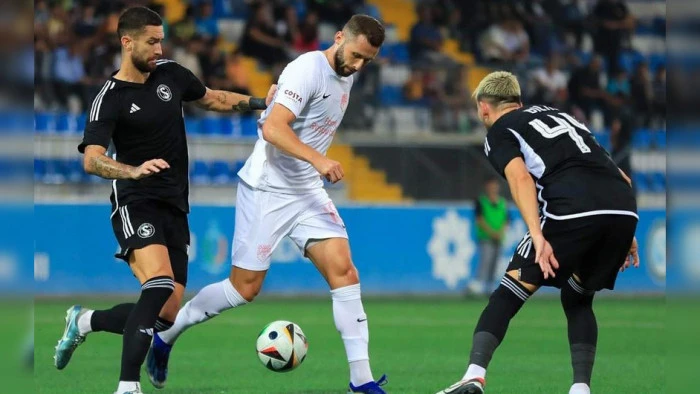 "Sabah" autsayderlə üz-üzə - YENİLƏNİR