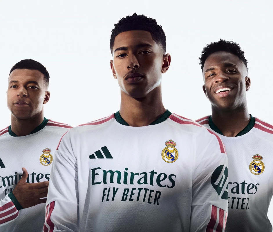 “Real Madrid” yeni mövsüm formasını təqdim etdi - FOTOLAR
