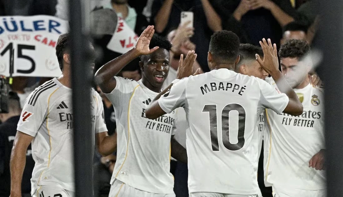 “Real”dan darmadağın, “Sevilya” evdə məğlub oldu