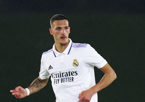 "Real"ın müdafiəçisi karyerasını Almaniya çempionatında davam etdirə bilər