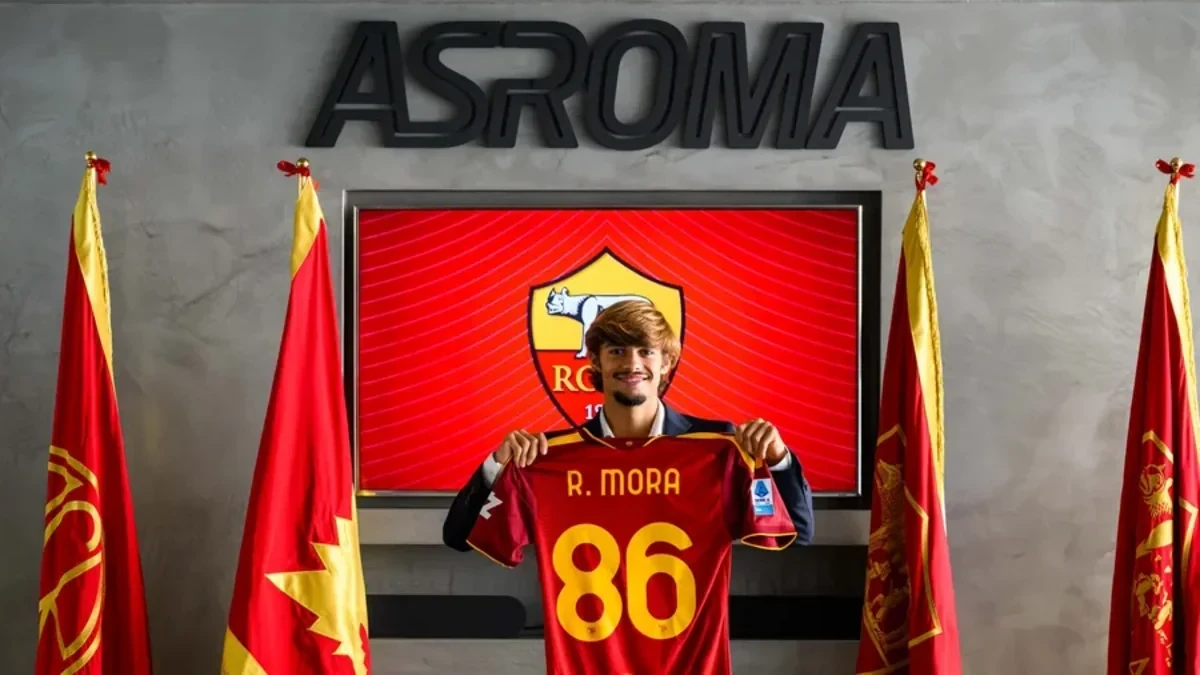 “Roma” “Porto”nun 19 yaşlı futbolçusunu transfer etdi - RƏSMI
