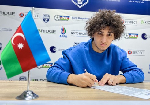 “Sabah” rekordçusu ilə müqaviləni yeniləyib