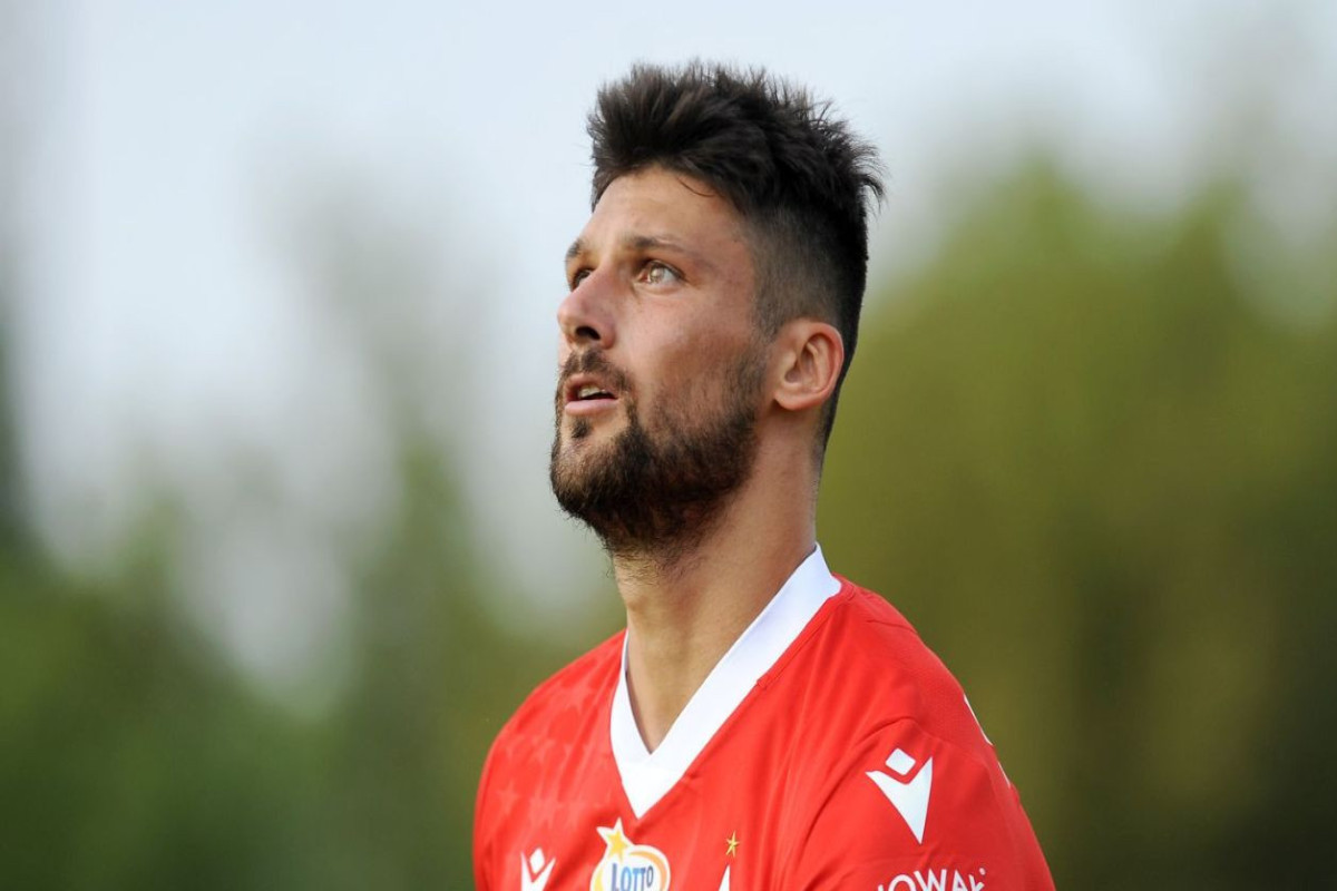 "Səbail" "Visla"nın sabiq müdafiəçisini transfer edib