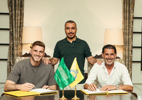 Səudiyyə Ərəbistanı klubu Braziliya millisinin qapıçısı ilə müqavilə imzalayıb