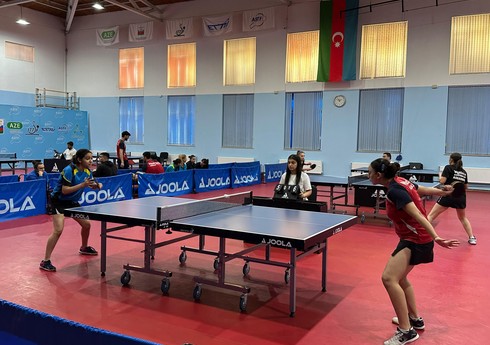 Stolüstü tennis üzrə Azərbaycan çempionatında komanda yarışının qalibləri müəyyənləşib