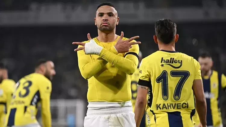 Tadiç və Cekodan sonra o da "Fənər"dən ayrılır