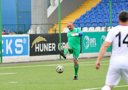 "Turan"ın sabiq kapitanı: "Formanı geyinib, əlcəkləri taxanda, özümü 18 yaşımda hiss etdim" - MÜSAHİBƏ