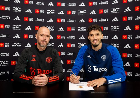 Türkiyə millisinin qapıçısı "Mançester Yunayted"ə keçib