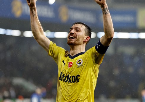 Türkiyə Superliqası: “Fənərbağça” qalib gələrək liderliyi ələ keçirib