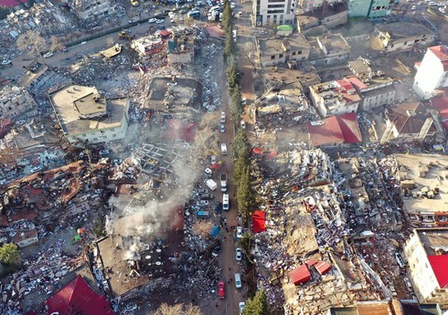 Türkiyədə 8 güləşçi dağıntılar altından çıxarılıb