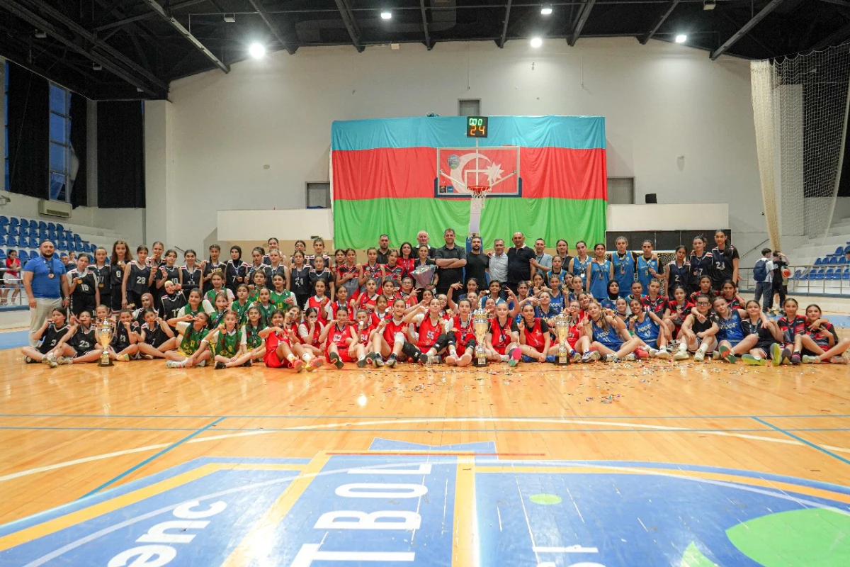 U-12, U-14 və U-16 qız basketbol liqalarında mükafatçılar müəyyənləşib