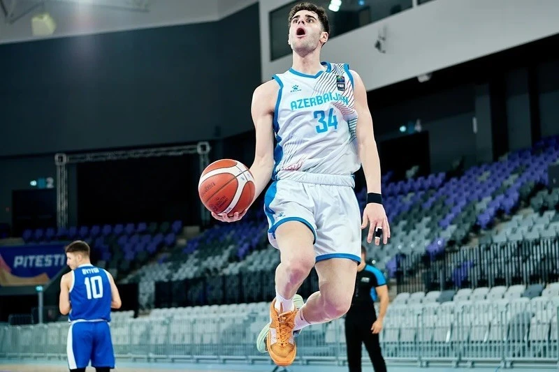 U-18 millimiz B divizionunda yerini qoruyub