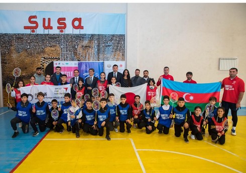 Yaponiyanın Azərbaycandakı səfiri və ABF rəhbərliyinin məktəblilərlə görüşü olub