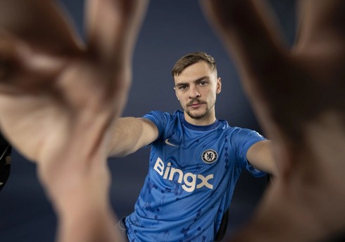 Yayda "Çelsi"yə keçən futbolçu klubdan ayrılmaq istəyir