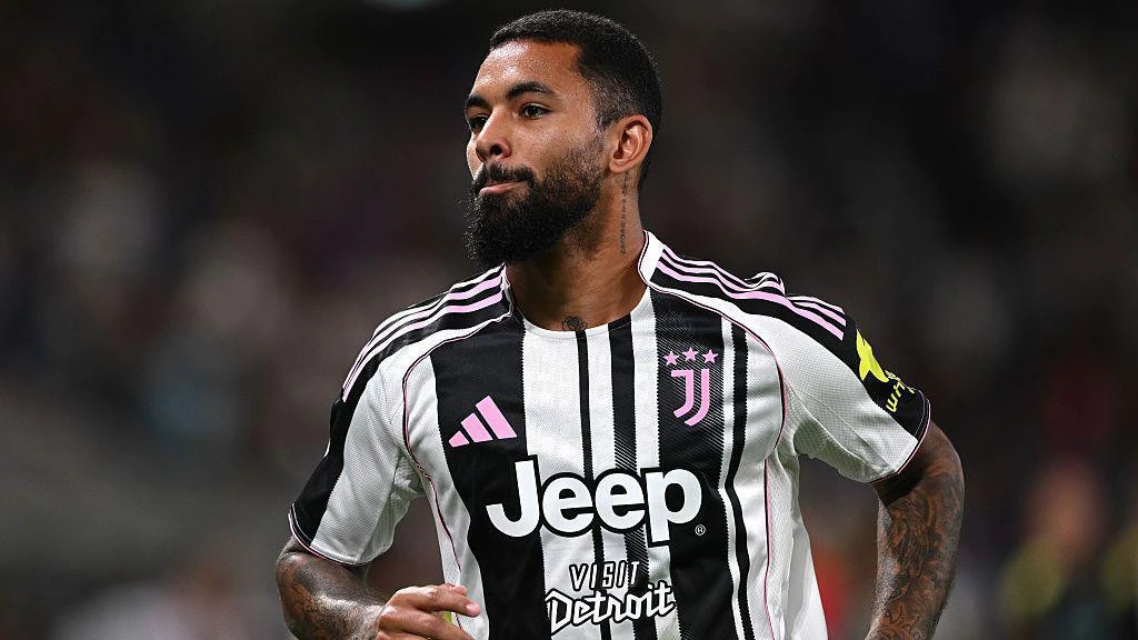 “Yuventus”un futbolçusu Premyer Liqaya qayıdır